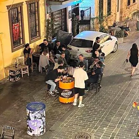 Ξενοδοχείο Callisto Pub & Kitchen & Αττάλεια