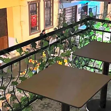 Callisto Pub & Kitchen & * Αττάλεια